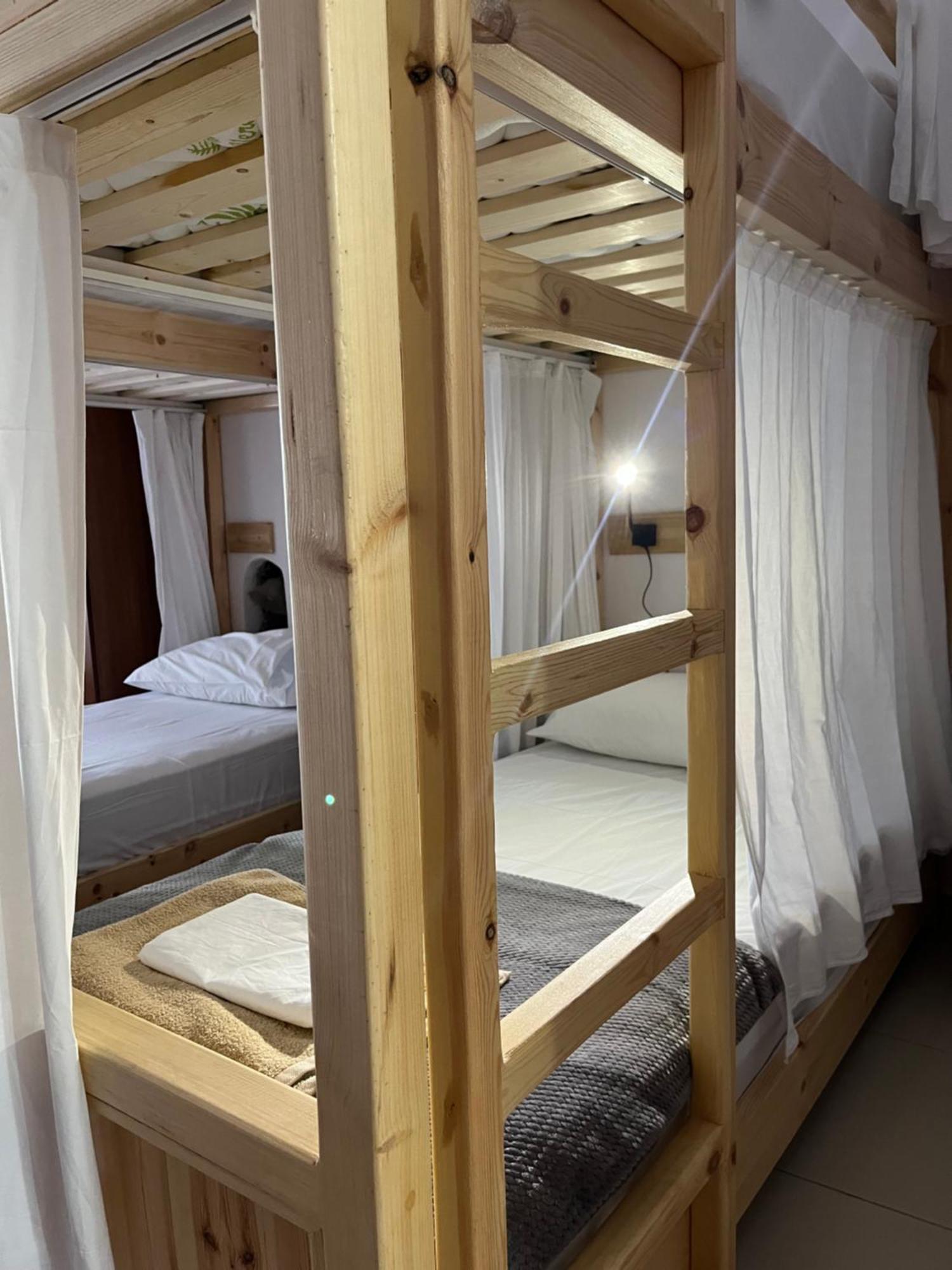 Cico Hostel &Private Room จีโรคาสเตอร์ ภายนอก รูปภาพ
